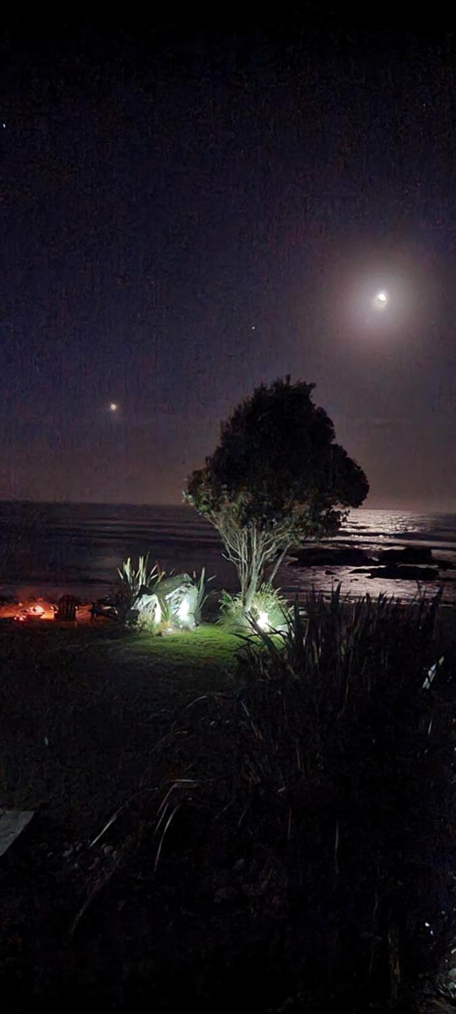 Rustic Beachfront Cottage Charleston מראה חיצוני תמונה